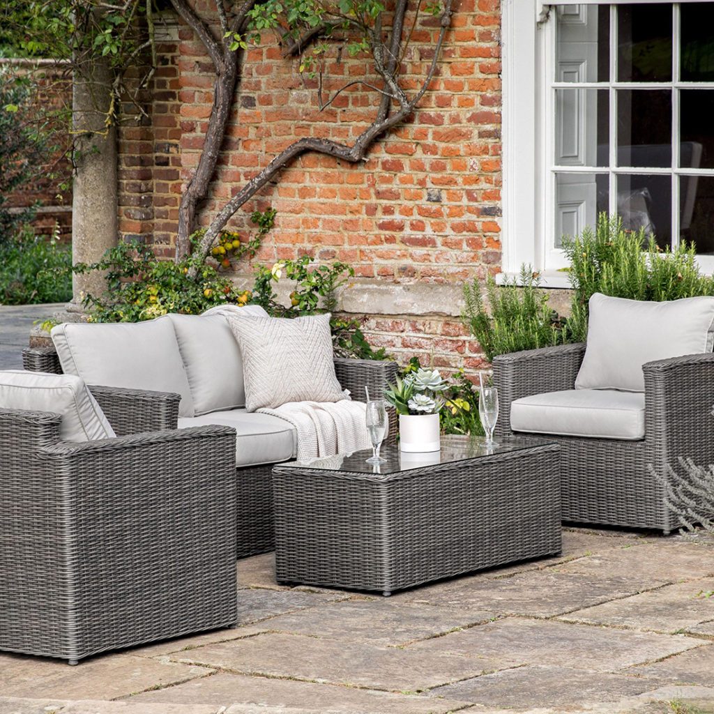 Outdoor Living Living - Primrose & Plum